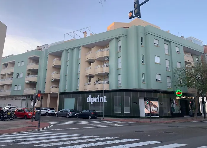 Miguel Hernandez, Centro, 3 Dormitorios, By Bookindenia