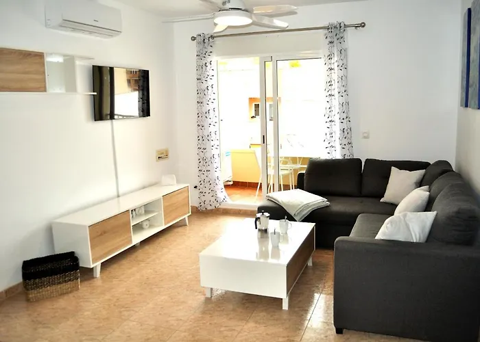 Miguel Hernandez, Centro, 3 Dormitorios, By Bookindenia Апартаменти *