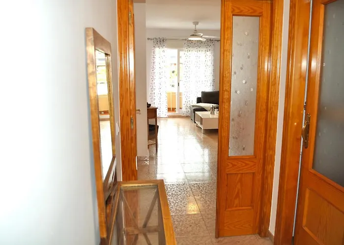 Miguel Hernandez, Centro, 3 Dormitorios, By Bookindenia Денія