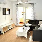 Miguel Hernandez, Centro, 3 Dormitorios, By Bookindenia Apartman *